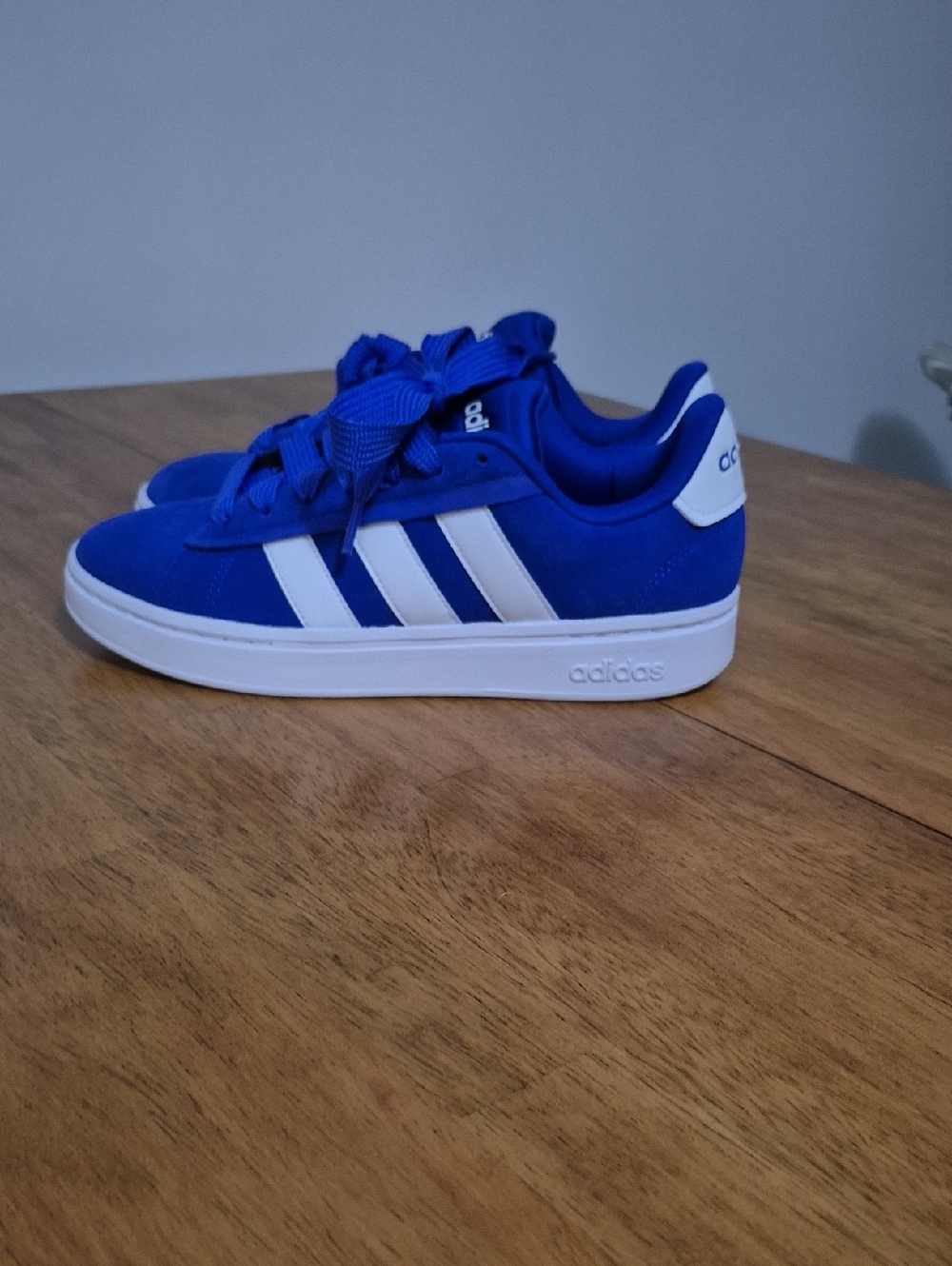 adidas Grand Court Alpha trainers (NWOT) US W9, M9, Blue/White
